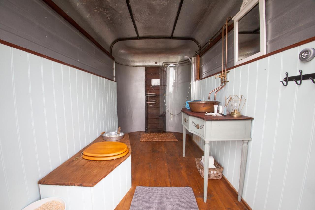 Quex Livery Glamping バーチントン エクステリア 写真