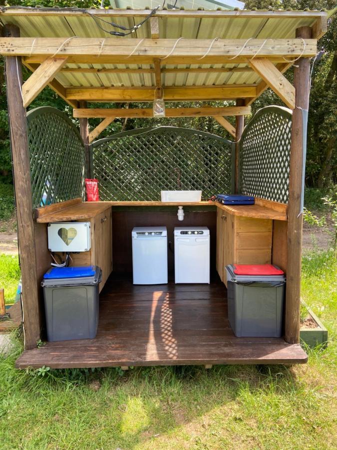 Quex Livery Glamping バーチントン エクステリア 写真