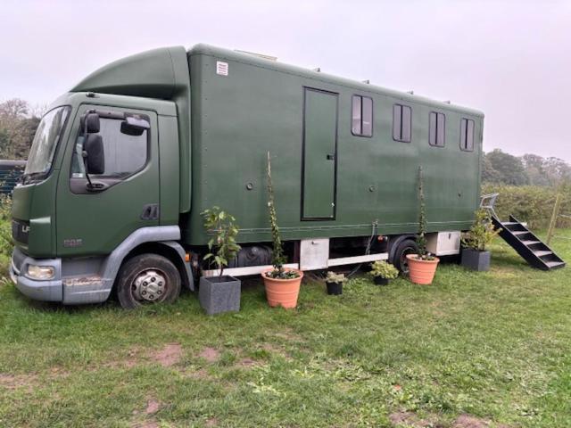 Quex Livery Glamping バーチントン エクステリア 写真